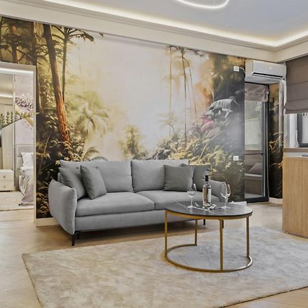 Central Two Rooms Apartment The Paradise Of Lights Bukarest Exteriör bild